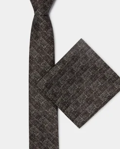 Semi-Plain Design Tie